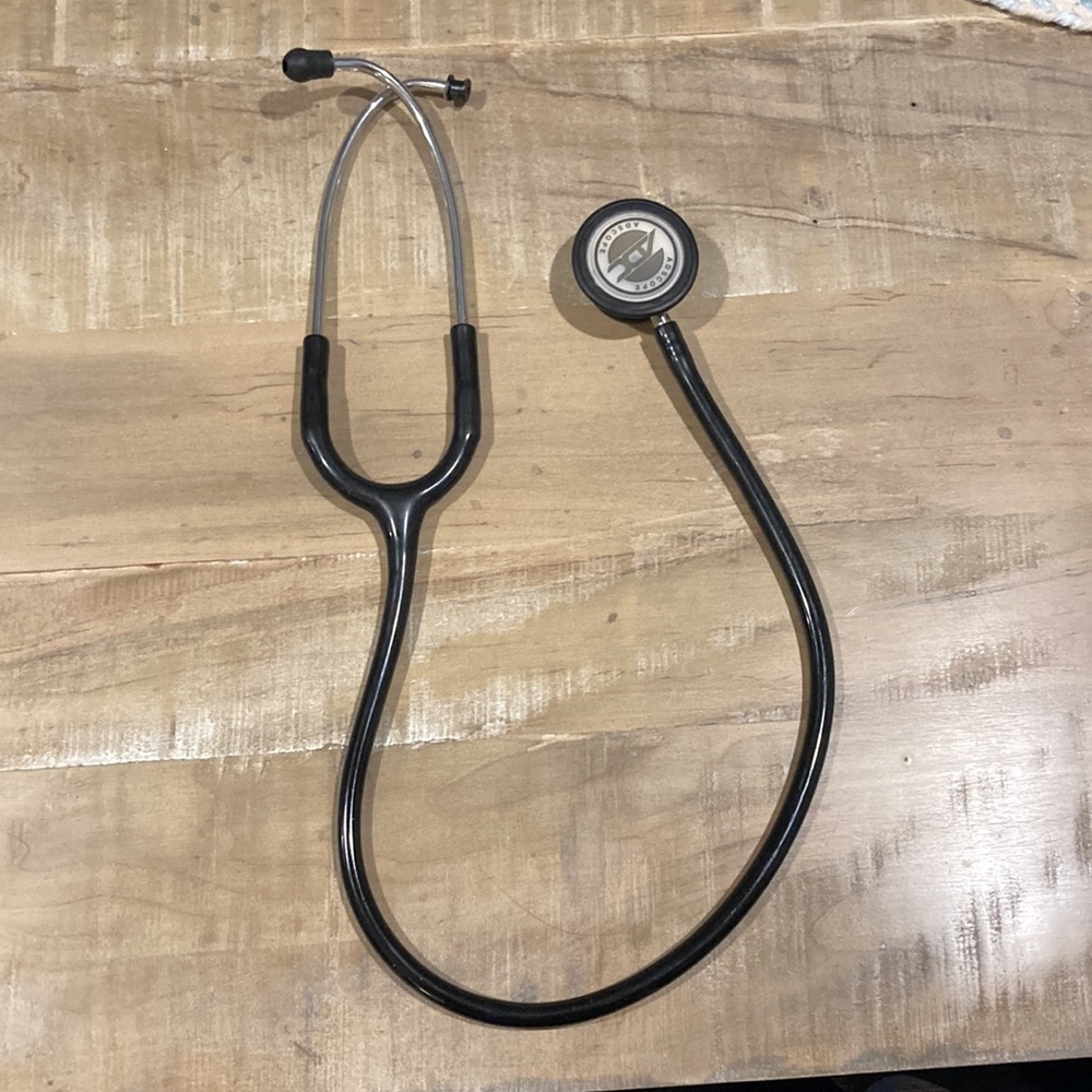 Stethoscope - Picture 3 of 5